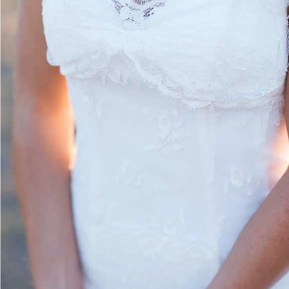 Beautiful Wedding dress perfect condition about size 2 - Picture 9 of 9